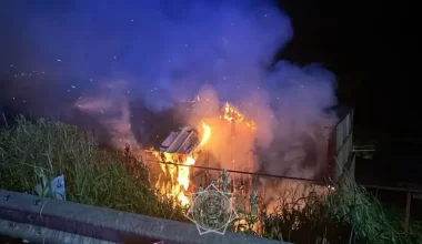 На территории дома отдыха в Алматы загорелась баня