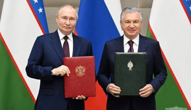 Визит Путина, строительство Россией ГАЭС, поставки газа: обзор узбекской прессы