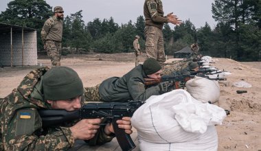 США сняли запрет на использование американского оружия бойцами украинского "Азова"