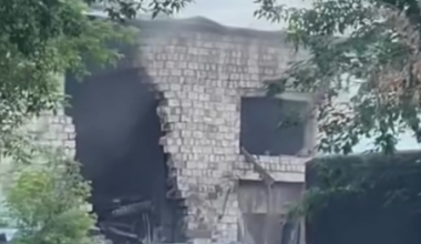 Разорвало стену: в бане в Павлодаре произошел взрыв