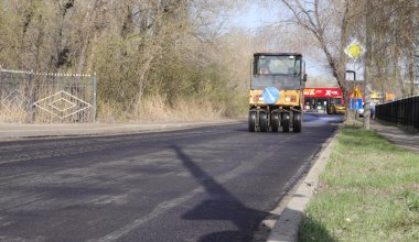 Год дорог в Восточно-Казахстанской области: объем ремонта увеличили в два раза
