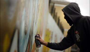 Закон против вандализма: госсоветник объяснил новые поправки
