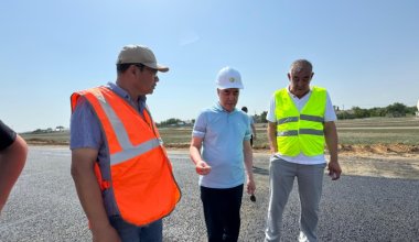 Как Турегалиев решает вопросы строительства и ремонта дорог в Западном Казахстане