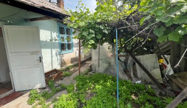 Строительство школы затягивается в Алматы: как пытаются заработать на ветхом жилье