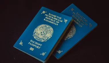 В Казахстане пару из США оштрафовали за двойное гражданство