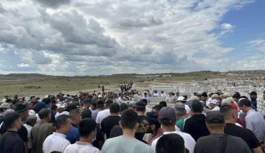 ЧП на "Майкаинзолото": погибшего спасателя похоронили в Павлодарской области