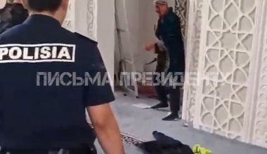 Мужчина угрожал прихожанам ножом в мечети в Астане