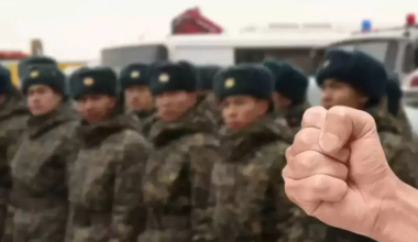 Шокирующее видео: молодых казахстанцев насильно забирают в военкомат