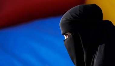 Запрет на ношение никаба и паранджи вступил в силу в Швейцарии