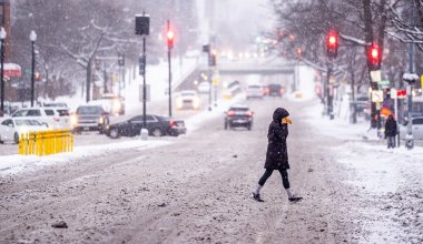 Снежный армагеддон: Штаты парализованы и замерзают