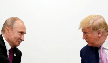 Администрация Трампа разрабатывает стратегию смягчения санкций против РФ