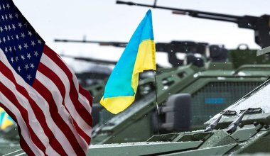 Возобновить помощь Украине потребовали от Трампа однопартийцы