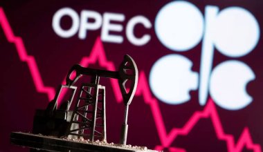 Цены на нефть падают: ОПЕК+ может наказать Казахстан
