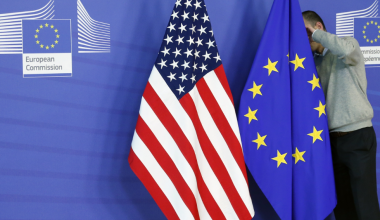 ЕС пригрозил США пошлинами на автомобили и самолёты