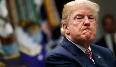 Брюс Спрингстин назвал администрацию Трампа «коррумпированной и предательской»