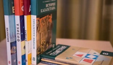 В Минпросвещения признали проблемы с учебниками по казахскому и русскому языкам