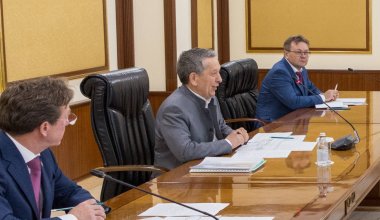 Казахстан заинтересован в технологиях российской “Татнефти” - Бектенов встретился с Магановым