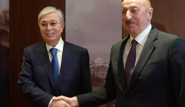 Токаев поздравил президента Азербайджана Ильхама Алиева