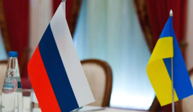 Турция готова снова принять переговоры России и Украины