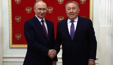«Вы ставите меня в ступор»: встречу в Кремле мог инициировать сам Назарбаев, считает Балаева