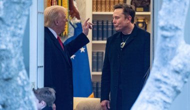 Илон Маск удалил пост о причастности Трампа к скандальному делу Эпштейна