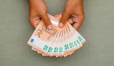 Курсы валют: евро перевалил за отметку в 600 тенге