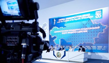 СЦК стала громкоговорителем за 1,5 млрд, вещающим в пустоту — Багдат Кожахметов