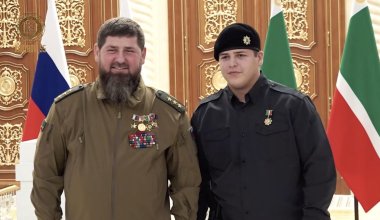 Рамзан Кадыров рассказал о приезде посла Казахстана на свадьбу 17-летнего сына