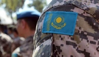 Доходы казахстанских контрактников: от зарплат до жилищных выплат и подъемных