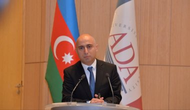 На слухи о закрытии русских школ ответили власти Азербайджана