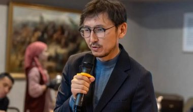 "Казахские субтитры делают просто для галочки" — режиссёр Мурат Есжан