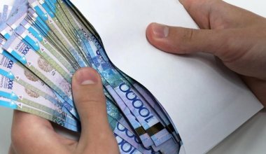 Казахстанцам рассказали о последствиях получения зарплаты "в конверте"