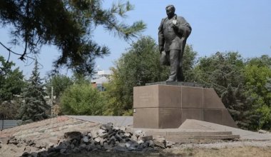 "Беспредел и произвол": решение акимата Алматы шокировало активистов