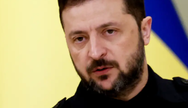 Зеленский заявил о готовящемся наступлении РФ с Донбасса