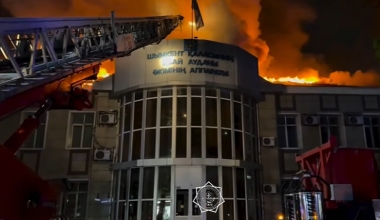 Пожар произошел в здании акимата в Шымкенте