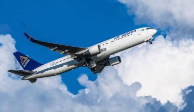 "Писали прощальные письма": пассажиры Air Astana о кошмарном полете