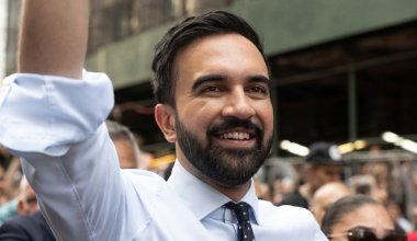 Выборы в NY: мусульманин-социалист Зохран Мамдани лидирует по донатам