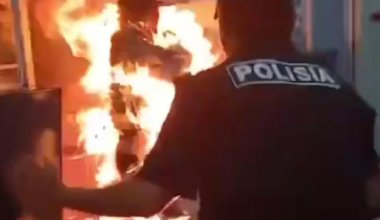Самоподжог в аэропорту Алматы: мужчина в крайне тяжелом состоянии
