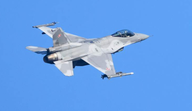 В Польше разбился F-16: погиб пилот