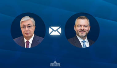 Токаев поздравил президента Словакии с Днем Конституции