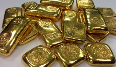Цены на золото показывают рекордный рост