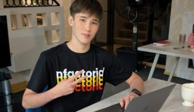 Первокурсник из Павлодара придумал, как создавать контент для Instagram в один клик