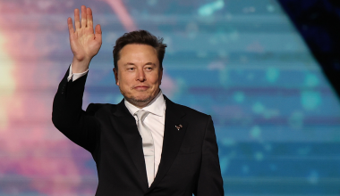Tesla предложила Маску выплатить триллион долларов