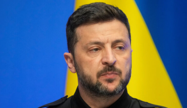 Зеленский пообещал Словакии и Венгрии помощь с энергоресурсами