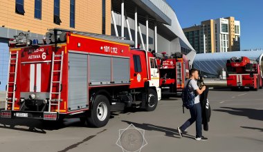 237 человек покинули здание из-за пожара в Астане