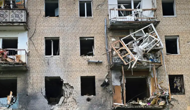 Россия нанесла удары по Херсону: погибли люди, десятки ранены