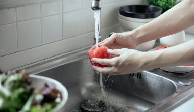 Казахстанцам придётся переплачивать за воду из-за соседей