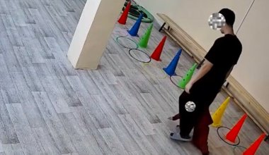 Грубо потянул за руку: девочка получила травму в развивающем центре Экибастуза