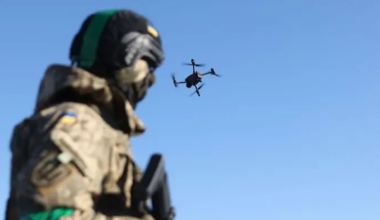 Украинские дроны атаковали Москву, НПЗ и химзавод в регионах России