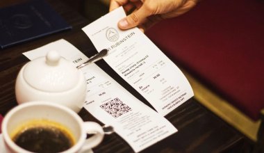 Казахстанцев предупредили об уловках в меню ресторанов и кафе